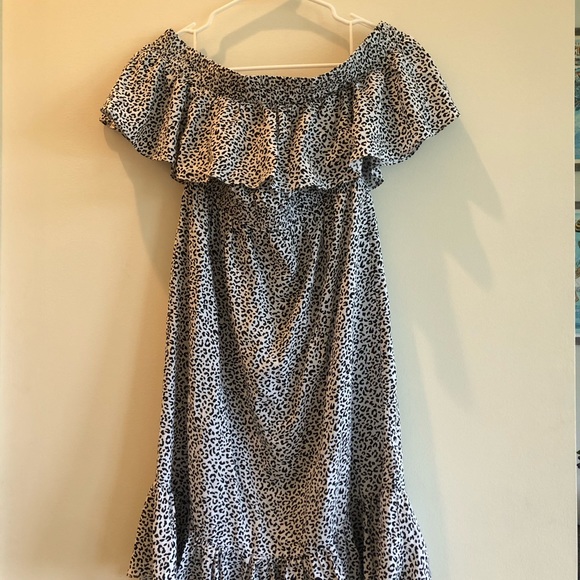 CELEST OFF THE SHOULDER DRESS - Picture 2 of 8